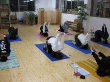 ウサギのポーズ3