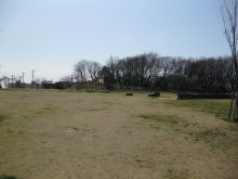 新海池公園広場
