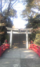 城山八幡宮境内手前